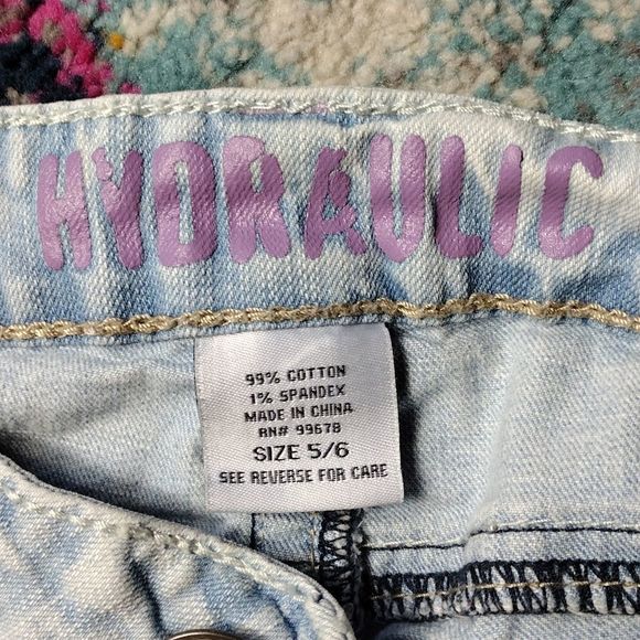 Hydraulic Light Washed Distressed Cuffed Bottom Shorts - Picture 6 of 16